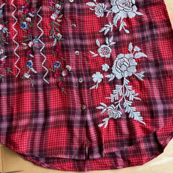 NWT Johnny Was Oversized Roma Button Down Plaid Embroidered Tunic Shirt - Picture 12 of 16